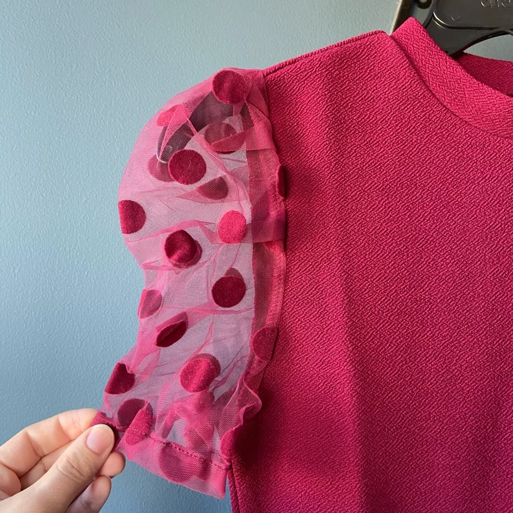 Kara and Kate Burgundy Top with Puff Sleeves- Size XS - Picture 4 of 4